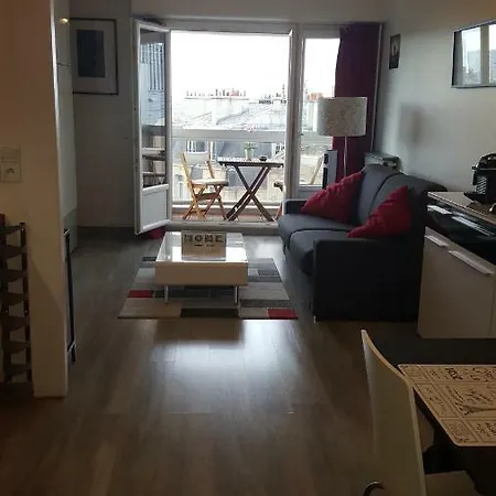 Studio Vue Tour Eiffel